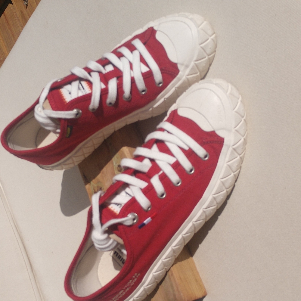 Palladium woman's 7.5